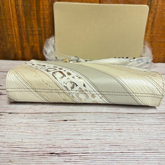 Brahmin Daisy Large Leather Wristlet Clutch - Ivory Flashback - Picture 9 of 10